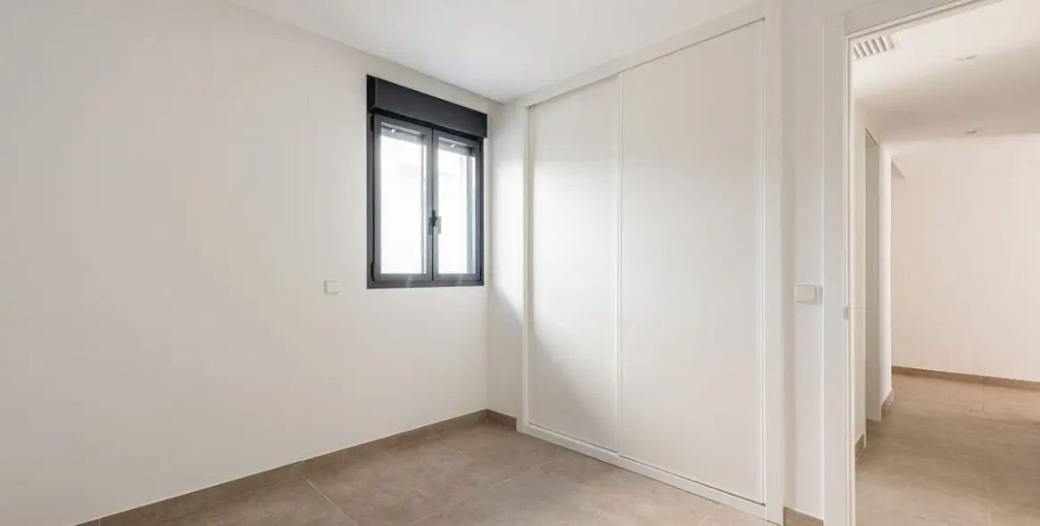 Sale of penthouse in Estepona 24