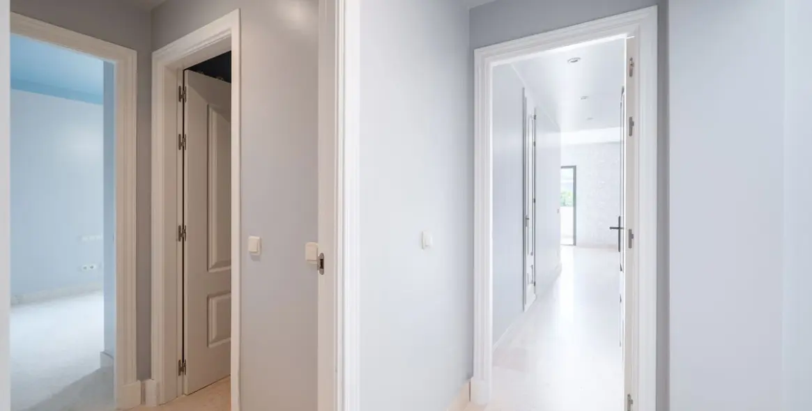 Long-term rent of ground floor apartment in Benahavís 10