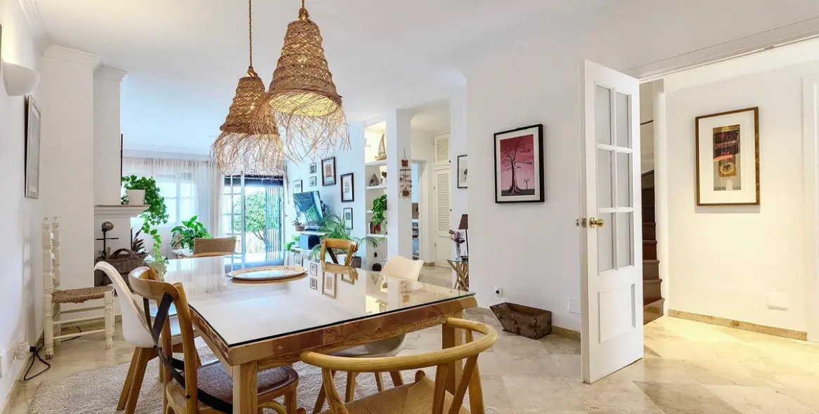 Long-term rent of townhouse in Nueva Andalucía 5