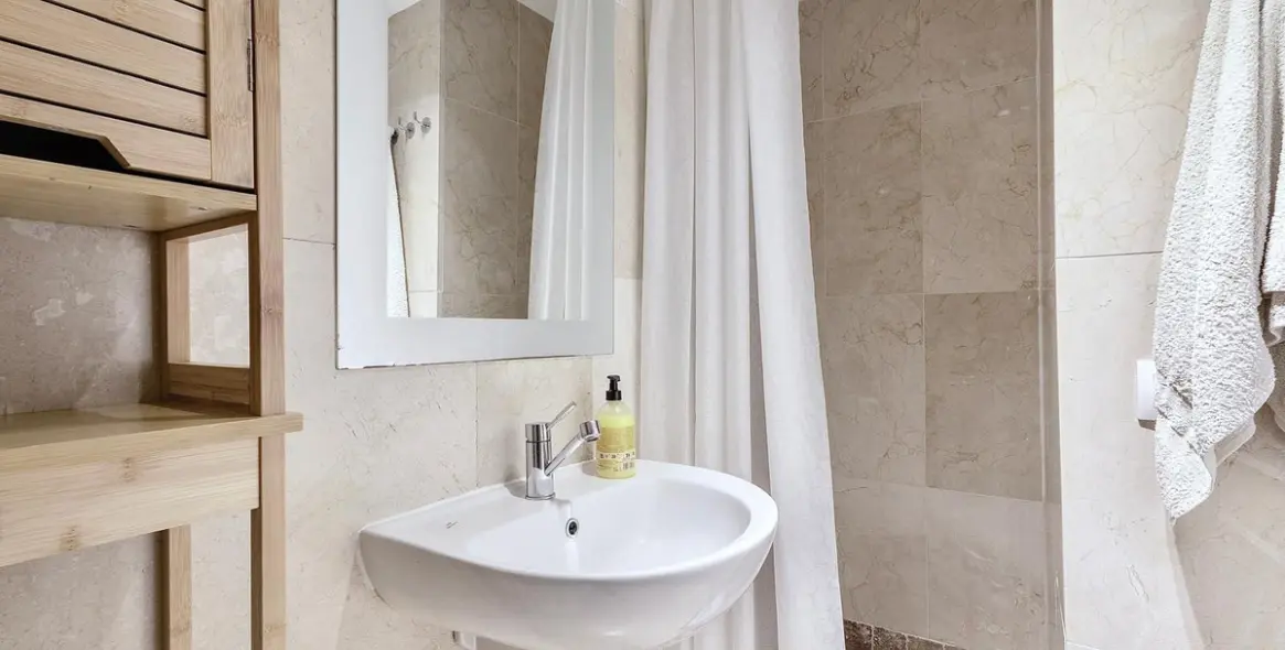 Long-term rent of townhouse in Nueva Andalucía 23