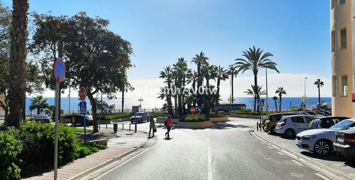 Продажа апартаментов на среднем этаже в Torrequebrada 52