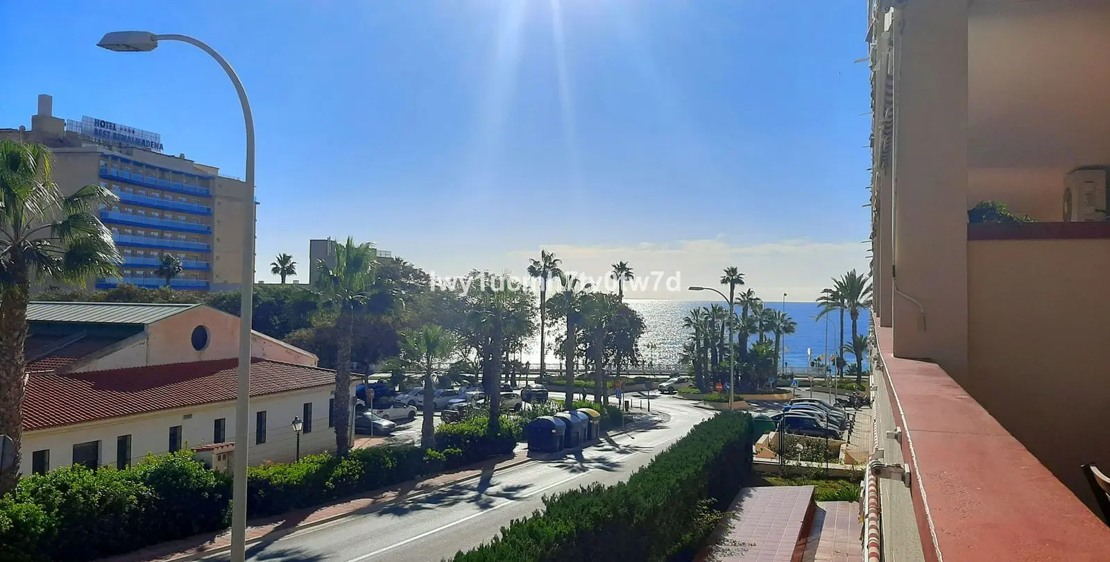 Sale of middle floor apartment in Torrequebrada 1