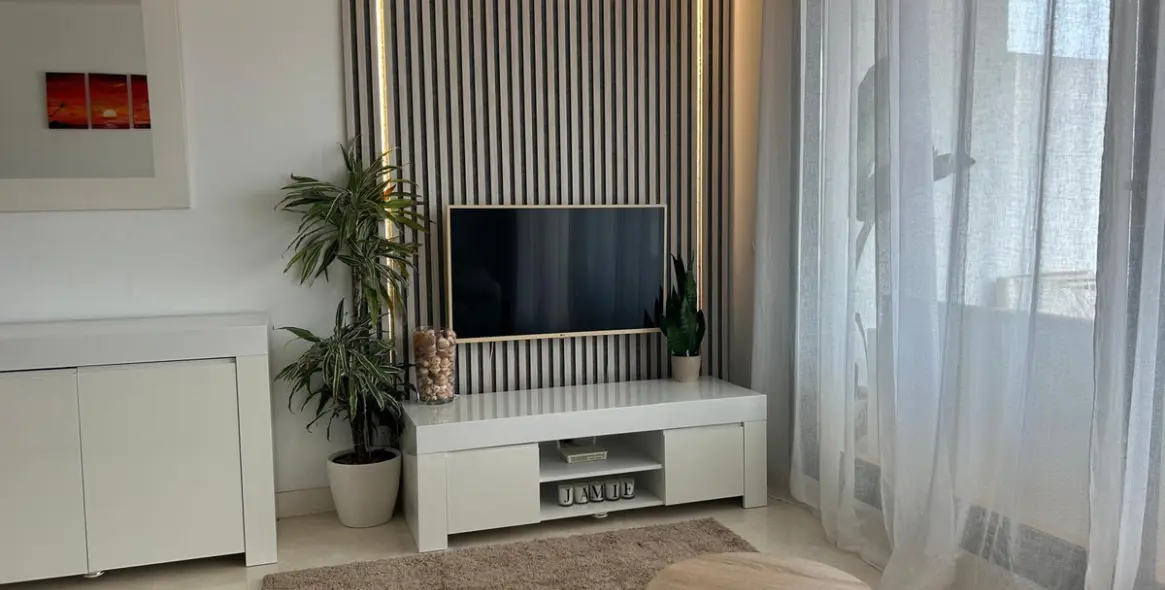 Sale of middle floor apartment in Casares Playa 15