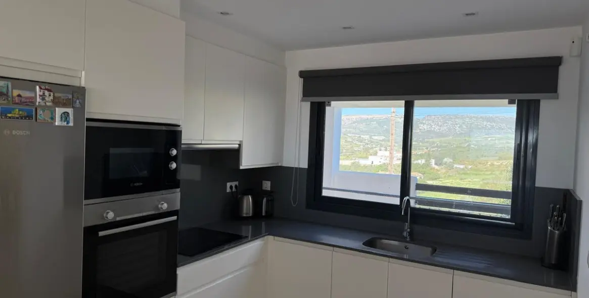 Sale of middle floor apartment in Casares Playa 30