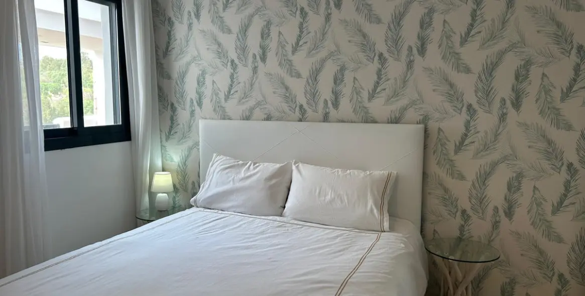 Sale of middle floor apartment in Doña Julia 44