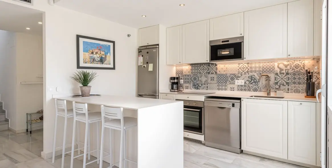 Продажа двухуровневого пентхауса в Nueva Andalucía 6