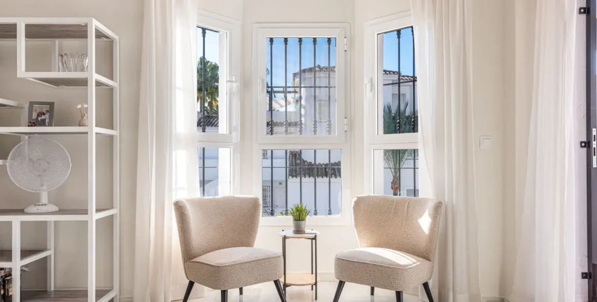 Продажа двухуровневого пентхауса в Nueva Andalucía 9