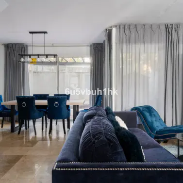 Sale of townhouse in Nueva Andalucía