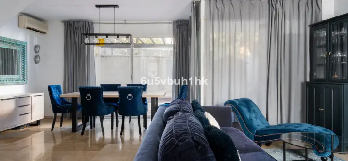 Sale of townhouse in Nueva Andalucía 0