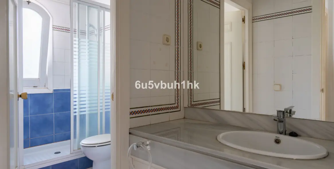 Sale of townhouse in Nueva Andalucía 18