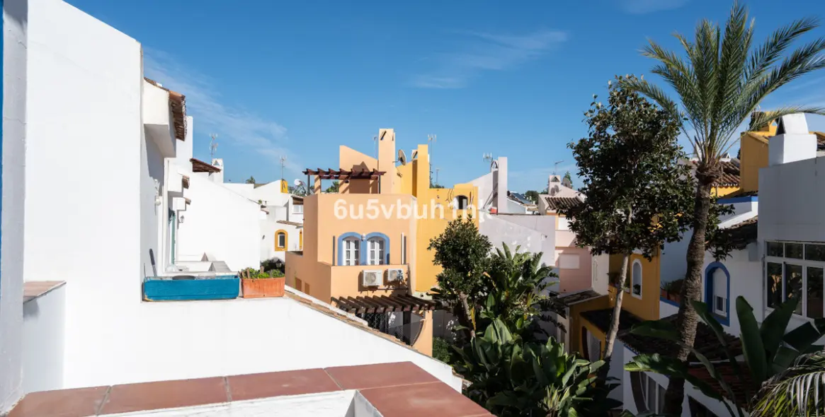 Продажа таунхауса в Nueva Andalucía 23