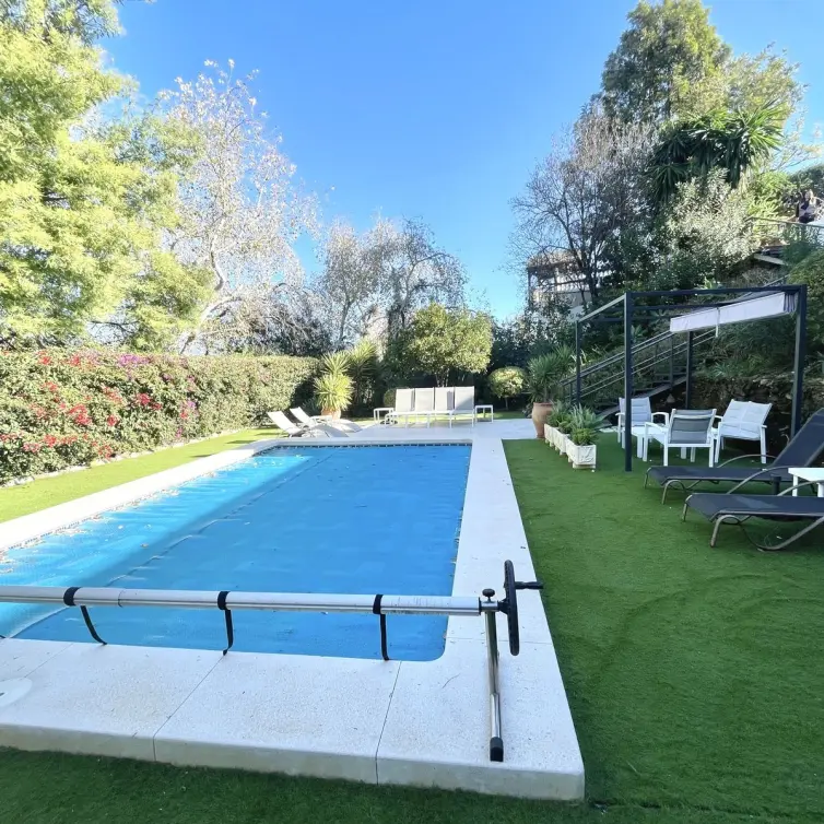 Venta de villa independiente en Cerros del Aguila