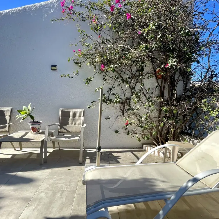 Venta de villa independiente en Cerros del Aguila