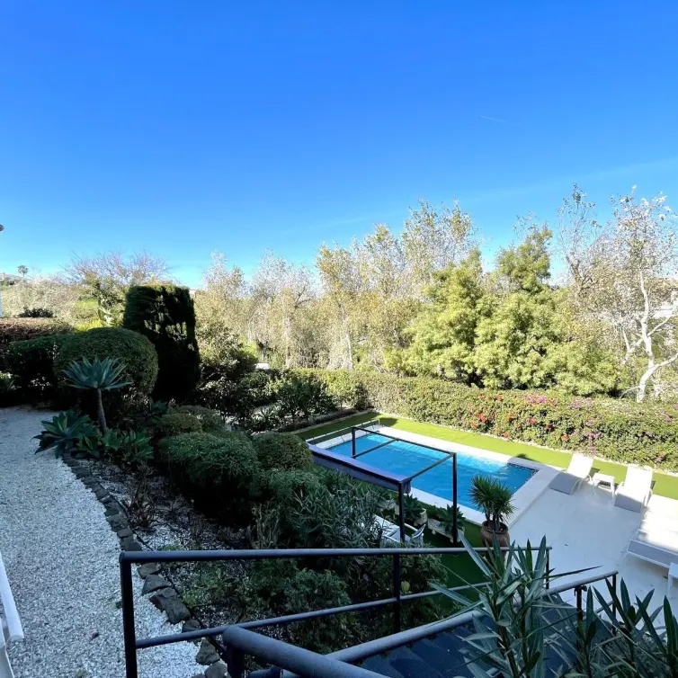 Venta de villa independiente en Cerros del Aguila