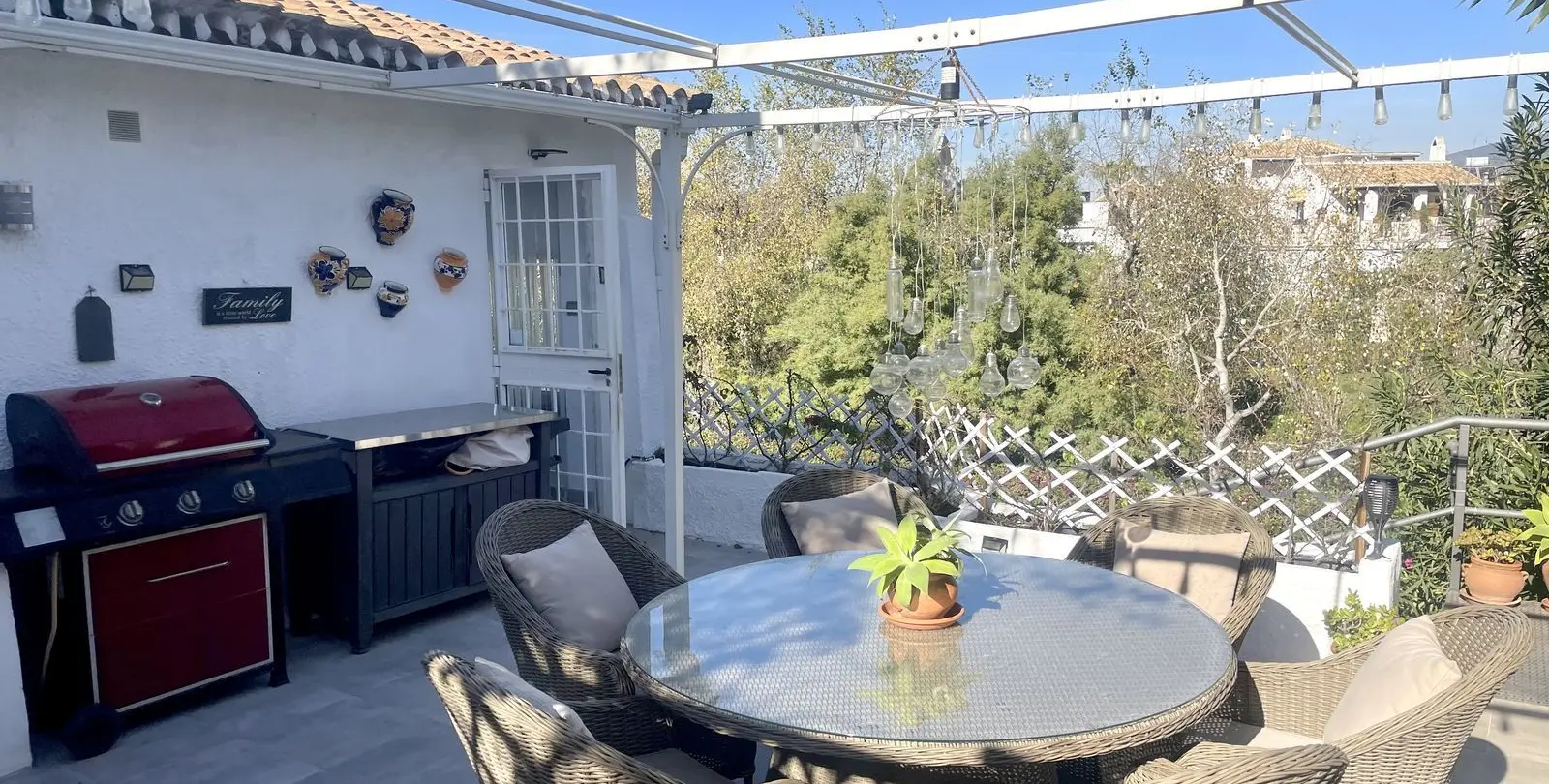 Sale of detached villa in Cerros del Aguila 49
