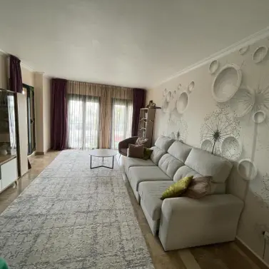 Продажа апартаментов на среднем этаже в San Pedro de Alcántara