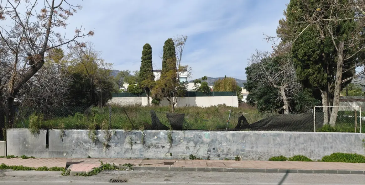 Sale of residential plot in Arroyo de la Miel 1