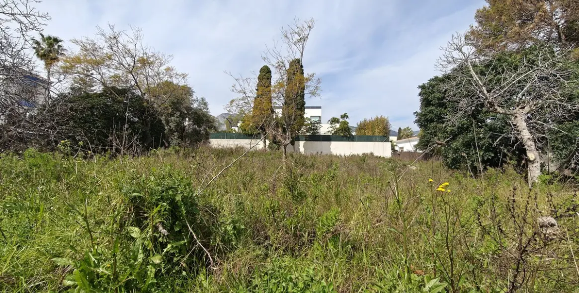 Sale of residential plot in Arroyo de la Miel 6