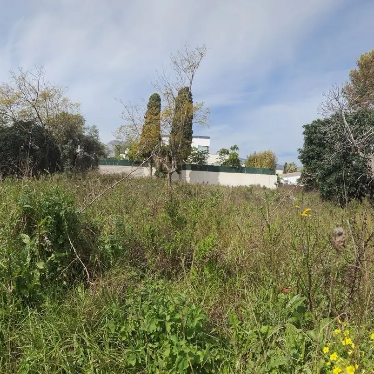 Продажа  жилого участка в Arroyo de la Miel