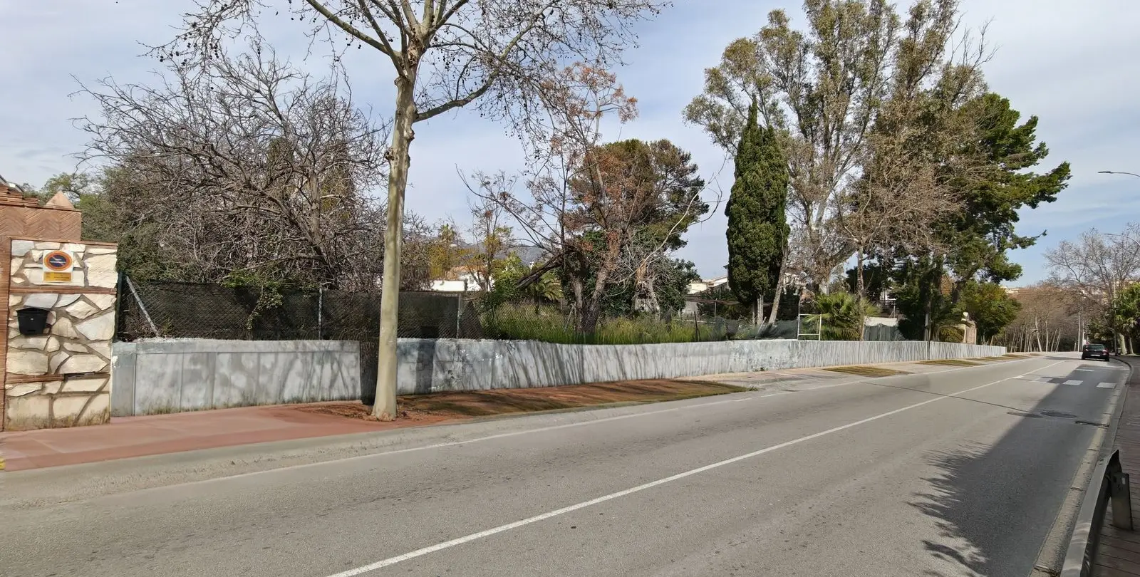 Venta de parcela residencial en Arroyo de la Miel 4