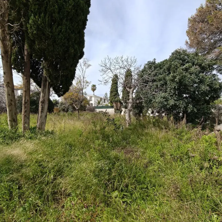 Продажа  жилого участка в Arroyo de la Miel