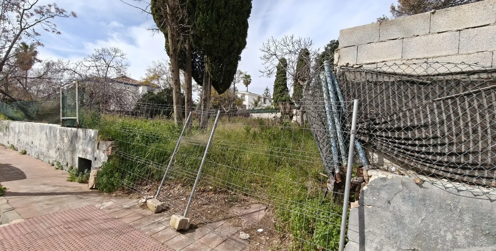 Venta de parcela residencial en Arroyo de la Miel 7