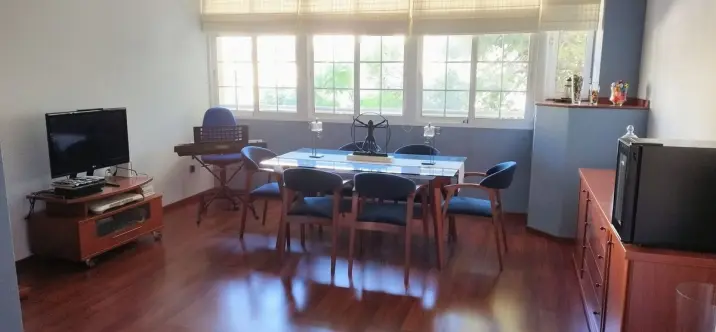 Venta de apartamento en planta media en Málaga Este 1