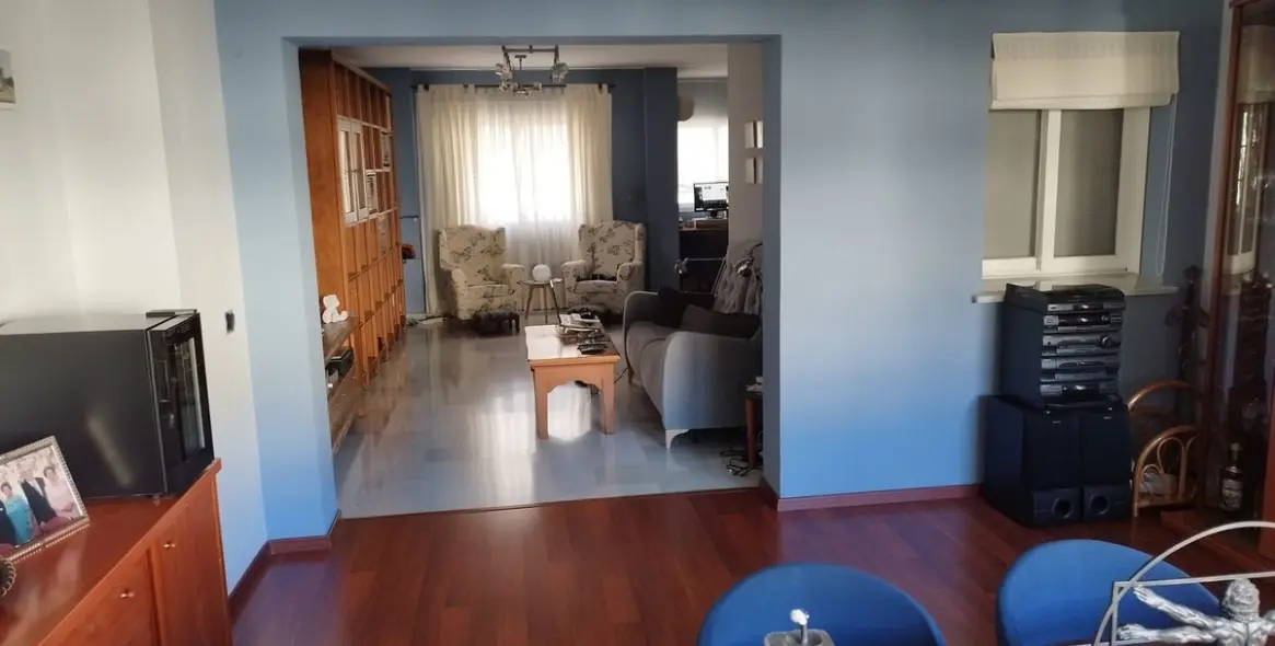 Venta de apartamento en planta media en Málaga Este 3