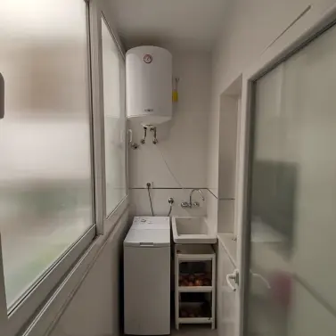 Venta de apartamento en planta media en Málaga Este