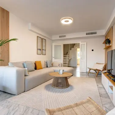 Краткосрочная аренда двухуровневого пентхауса в Bahía de Marbella