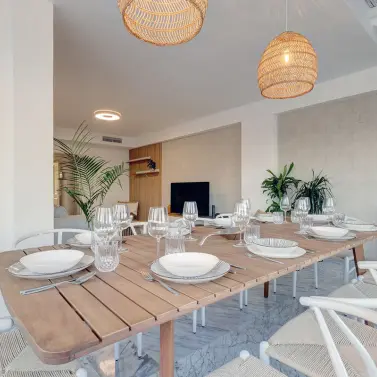 Краткосрочная аренда двухуровневого пентхауса в Bahía de Marbella