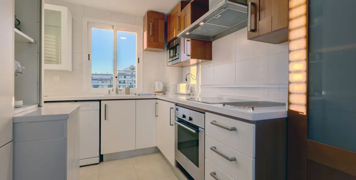 Alquiler a corto plazo de ático dúplex en Bahía de Marbella 8