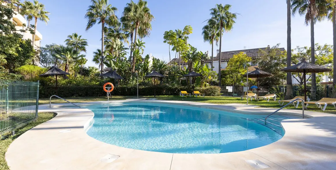 Краткосрочная аренда двухуровневого пентхауса в Bahía de Marbella 21