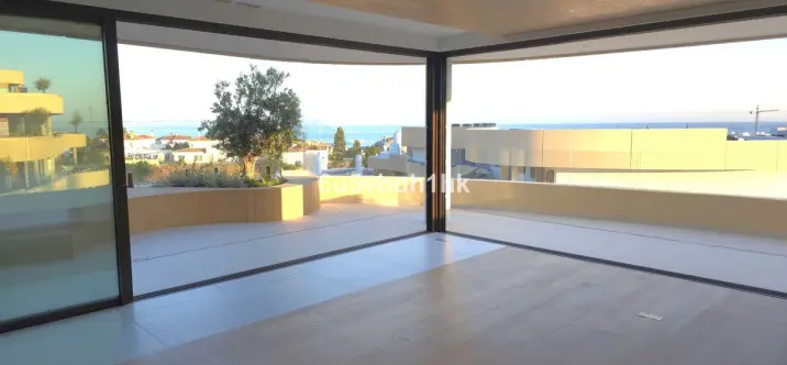 Venta de apartamento en planta baja en Fuengirola 4