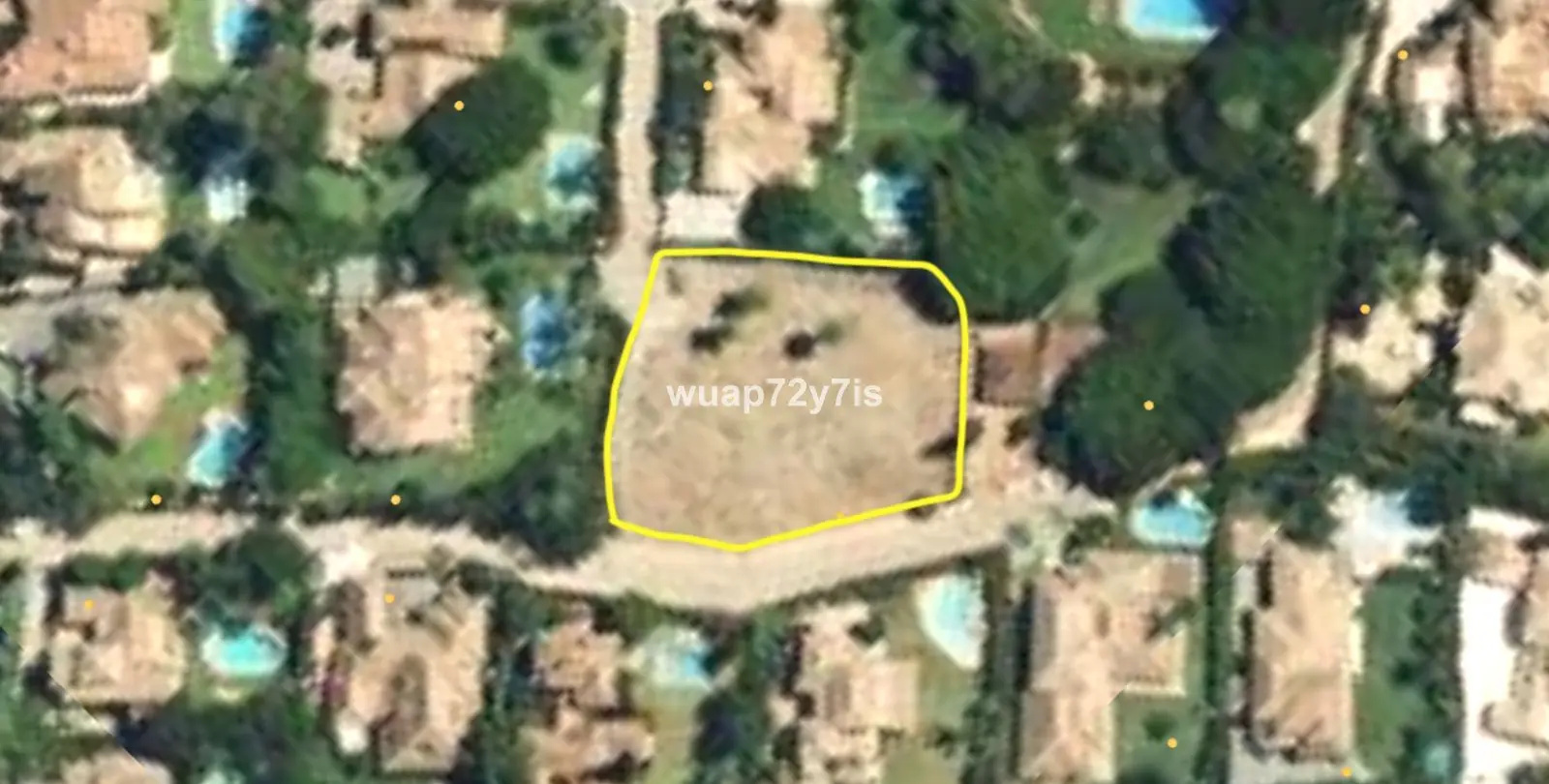 Sale of residential plot in Guadalmina Baja 5