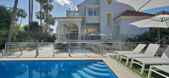 Venta de villa independiente en Puerto Banús 4