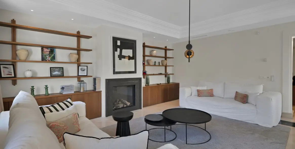 Venta de villa independiente en Puerto Banús 8