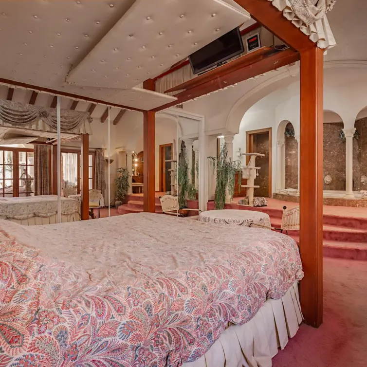 Sale of finca - cortijo in Manilva