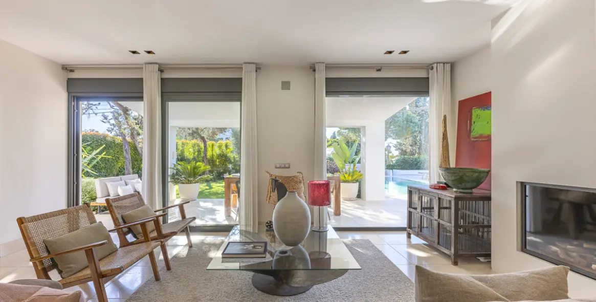 Venta de villa independiente en Marbesa 16