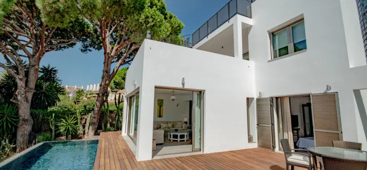 Long-term rent of detached villa in Las Chapas 1