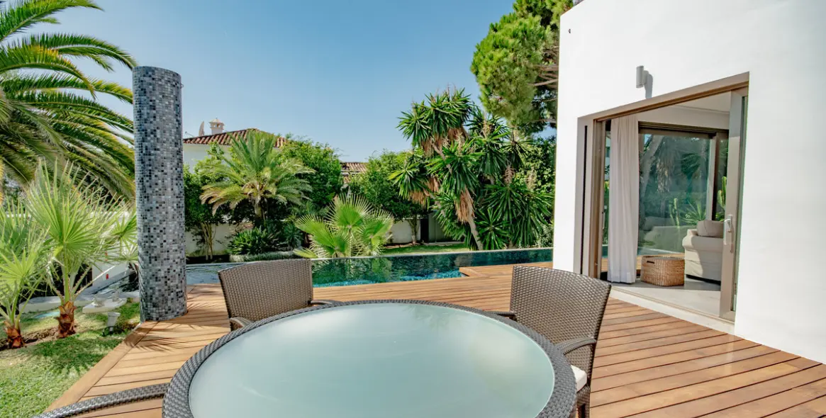 Long-term rent of detached villa in Las Chapas 8