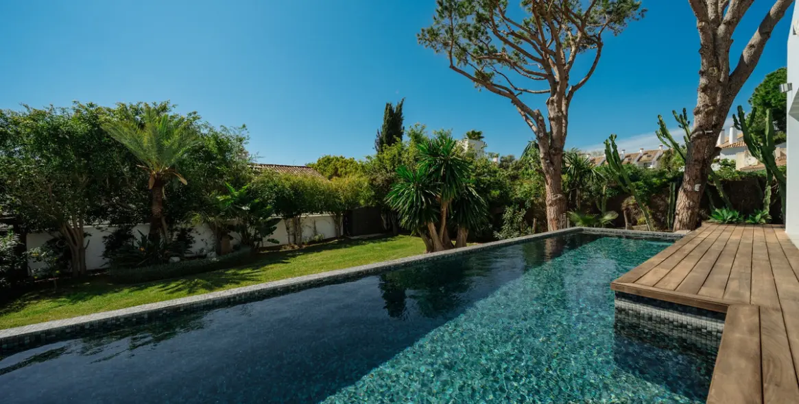 Краткосрочная аренда  отдельно стоящей виллы в Las Chapas 6