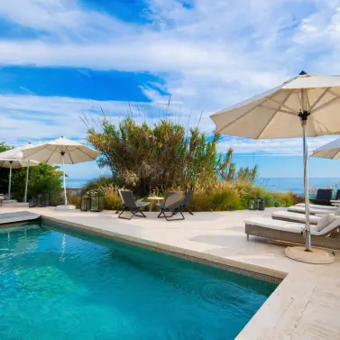 Short-term rent of detached villa in Costabella