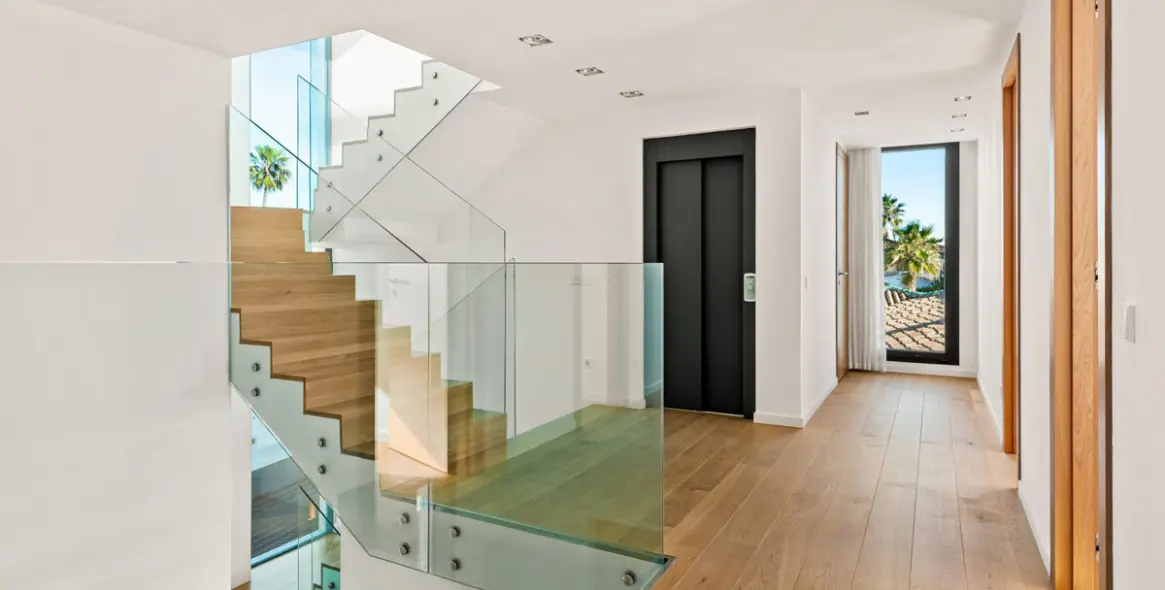 Краткосрочная аренда  отдельно стоящей виллы в Costabella 28