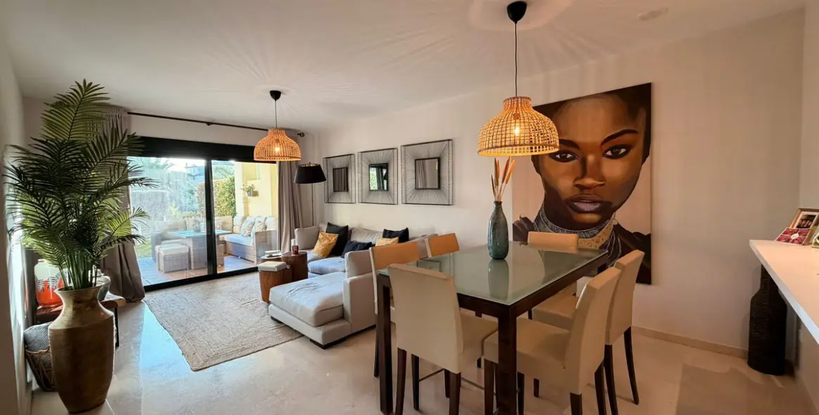 Долгосрочная аренда апартаментов на первом этаже в Guadalmina Alta 2