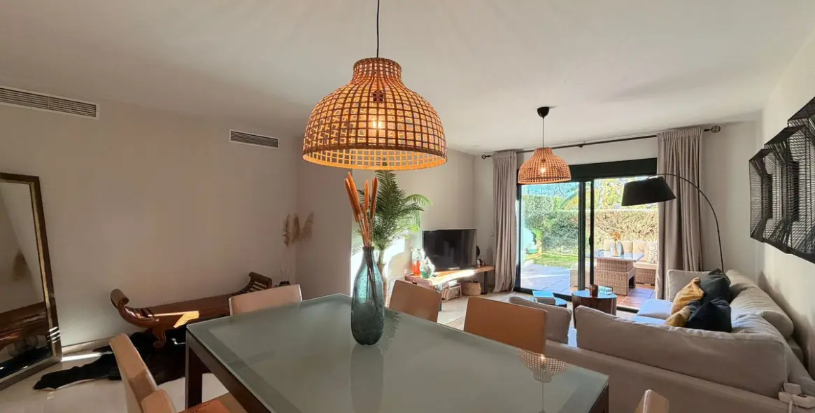 Долгосрочная аренда апартаментов на первом этаже в Guadalmina Alta 9