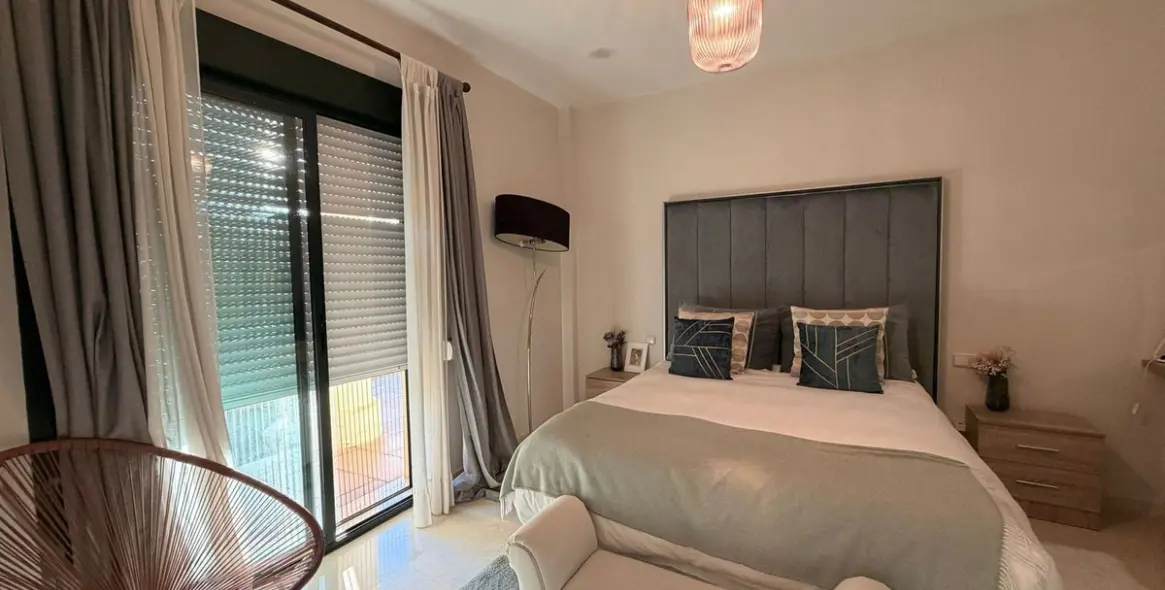 Долгосрочная аренда апартаментов на первом этаже в Guadalmina Alta 12