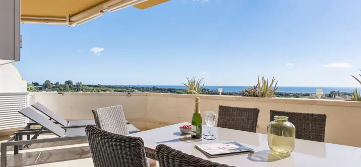 Sale of middle floor apartment in Selwo 0