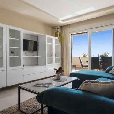 Sale of middle floor apartment in Selwo