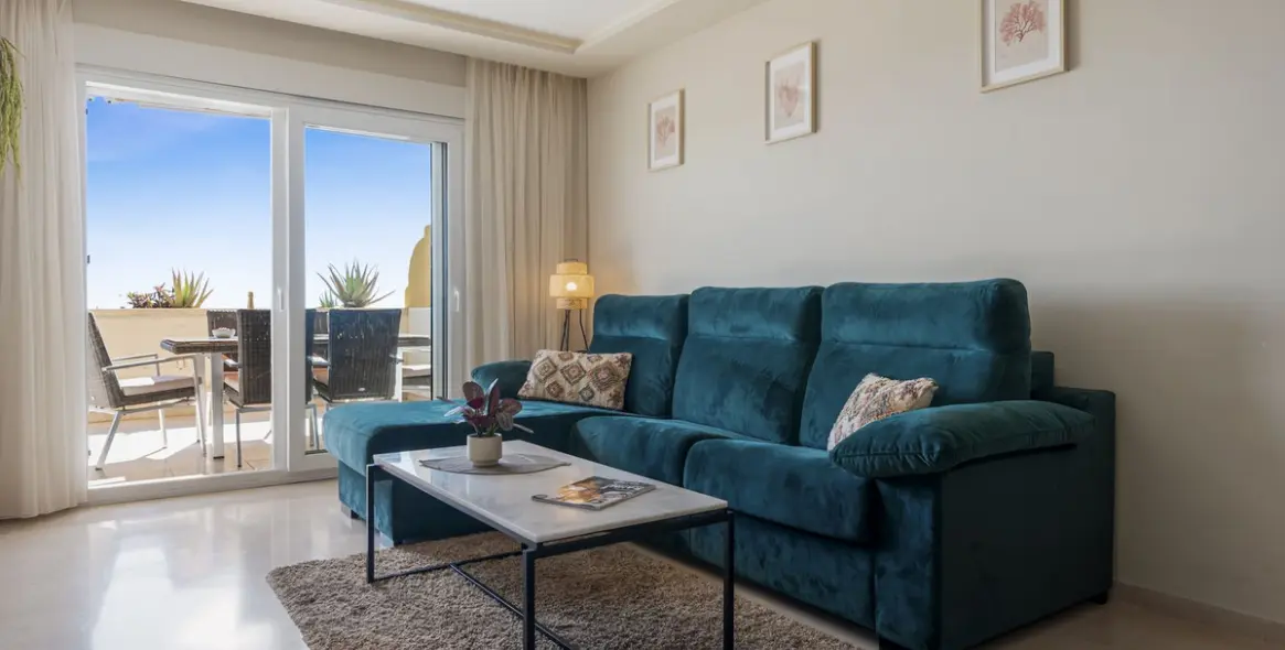 Sale of middle floor apartment in Selwo 7